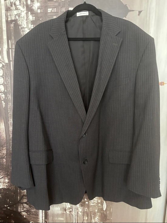 Geoffrey Beene Other - Big and Tall Men's 2 pc. Charcoal Pinstripe suit 100% wool Geoffrey Beene.